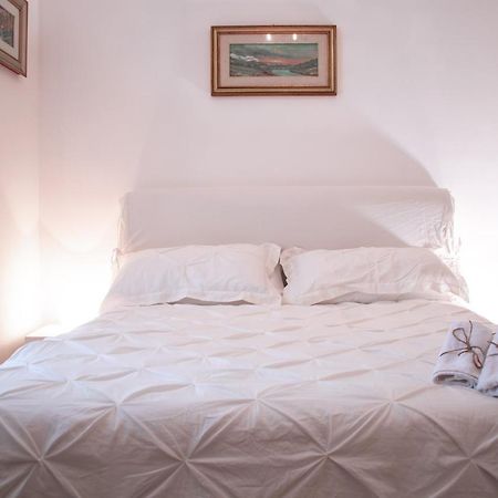 Luxury Bnb Pisacane Apartment Бари Екстериор снимка