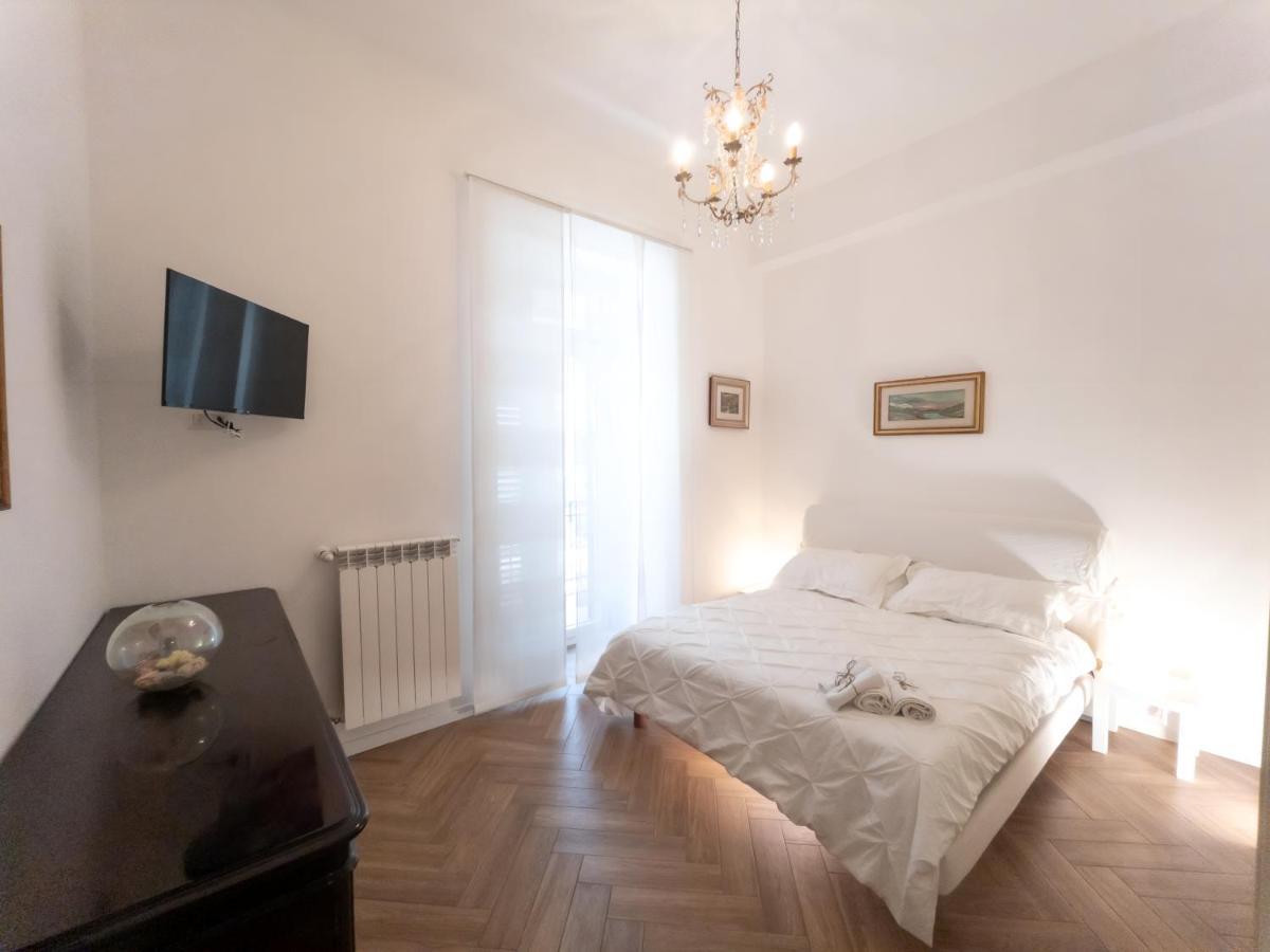 Luxury Bnb Pisacane Apartment Бари Екстериор снимка